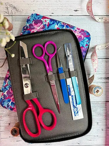 4 Piece Sewing Kit With Floral Pattern Case